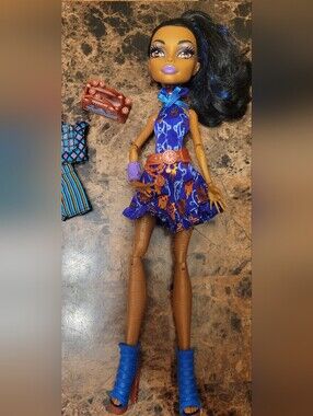 G1 Monster High Rare Robecca Steam Deluxe Fashion Pack With Doll Only Displayed